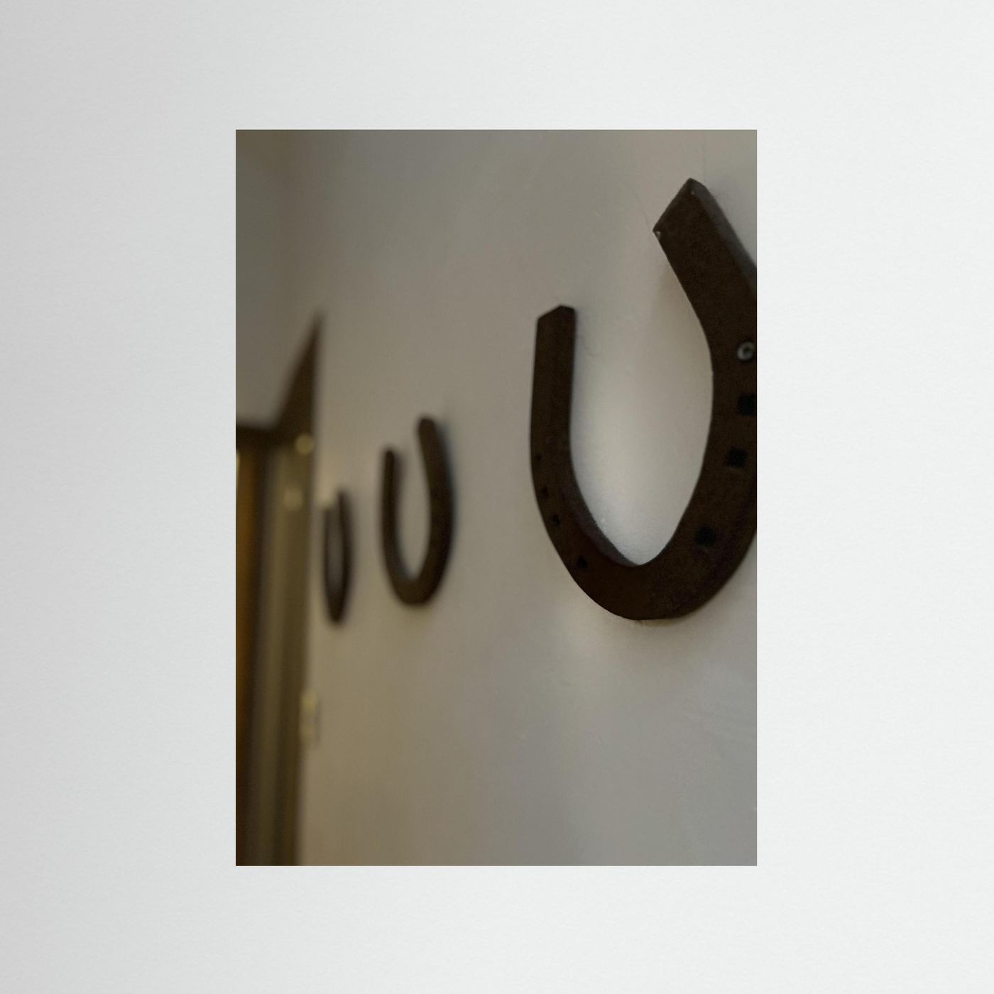 Horseshoe Blur By Srgstudio